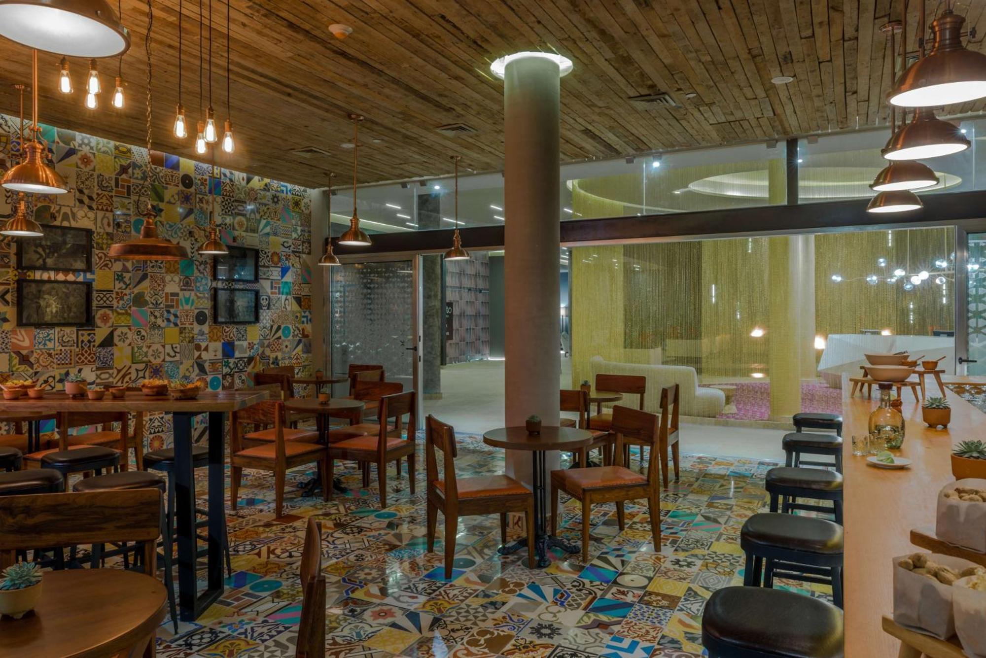 The Fives Downtown Hotel & Residences, Curio Collection By Hilton Playa del Carmen Exterior foto